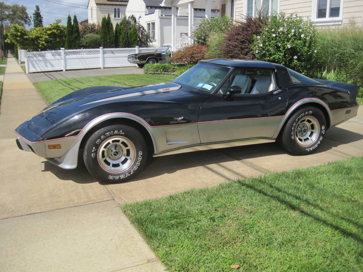 Chevrolet-corvette-stingray-1978-4