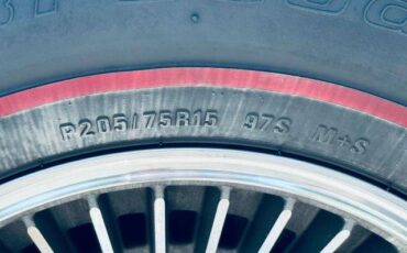 Chevrolet-corvette-stingray-conv-1965-silver-10