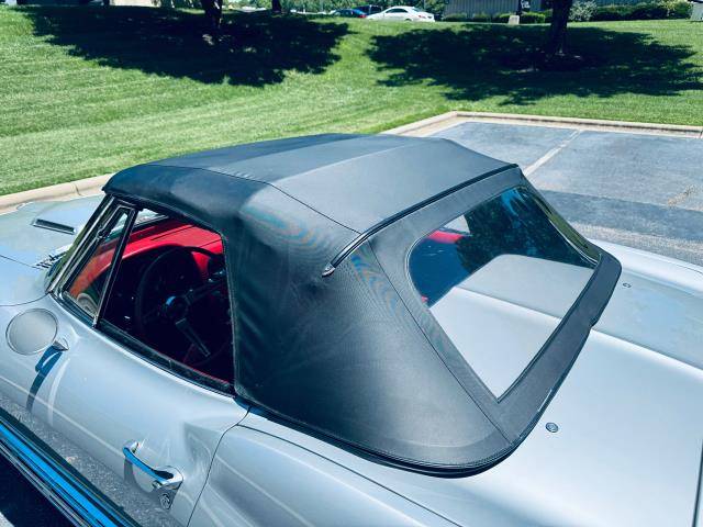 Chevrolet-corvette-stingray-conv-1965-silver-13