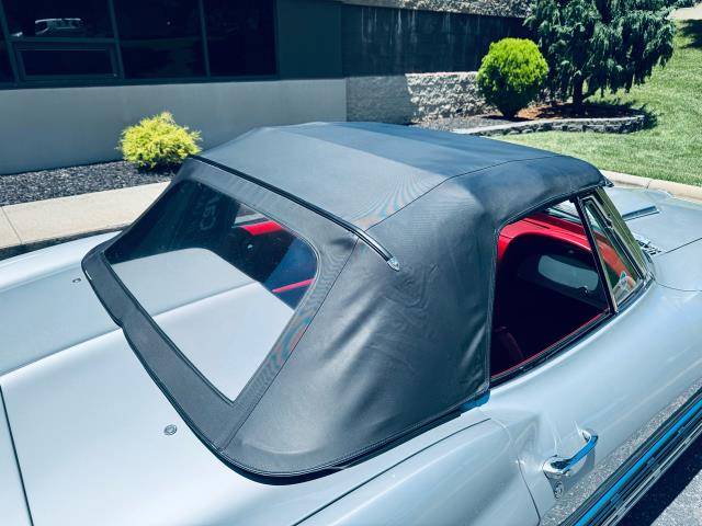 Chevrolet-corvette-stingray-conv-1965-silver-18
