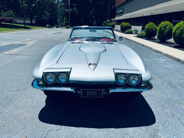 Chevrolet-corvette-stingray-conv-1965-silver-20