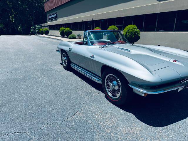 Chevrolet-corvette-stingray-conv-1965-silver-21