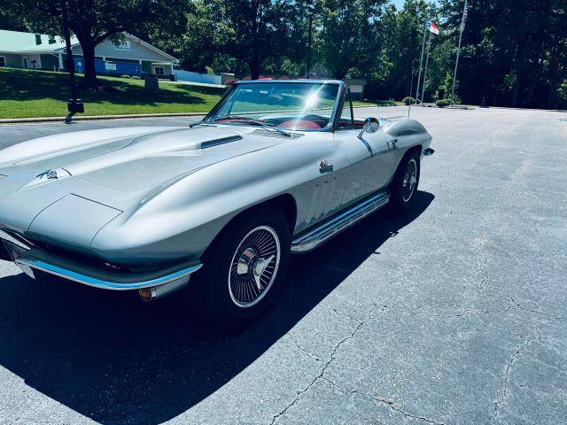Chevrolet-corvette-stingray-conv-1965-silver-22