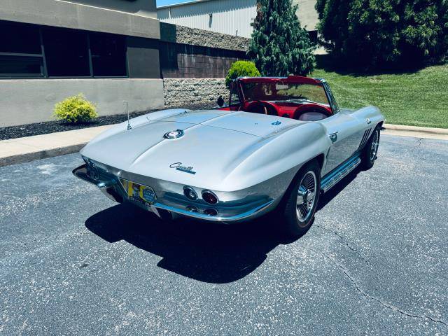 Chevrolet-corvette-stingray-conv-1965-silver-5