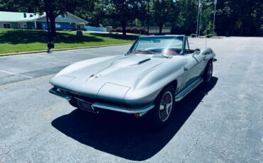 Chevrolet-corvette-stingray-convertible-1965-silver-4