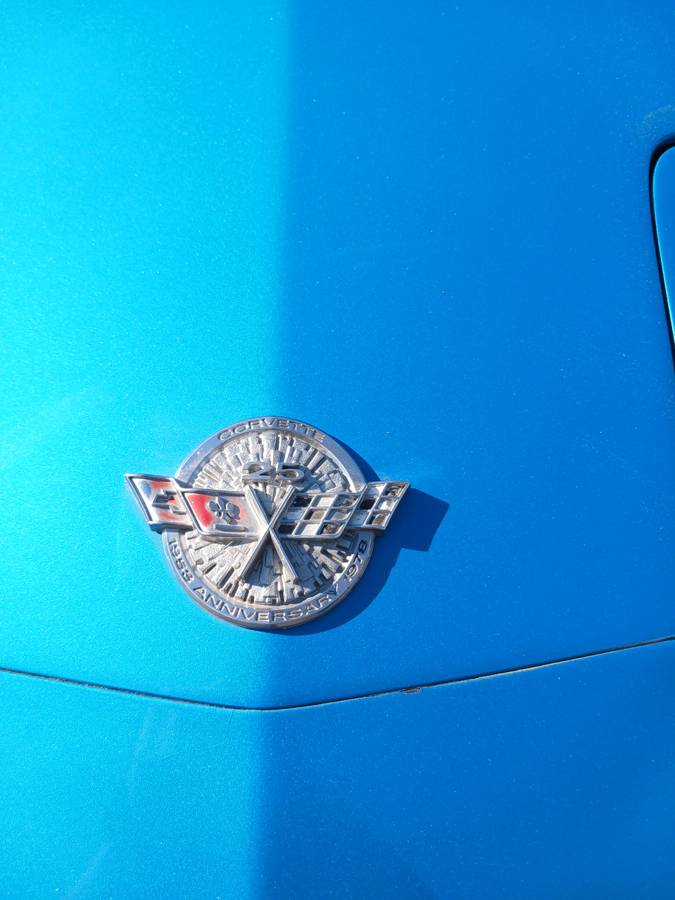 Chevrolet-corvette-w-t-tops-25th-anniversary-1978-blue-3
