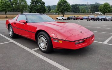 Chevrolet-corvette-z51-1986-red-2