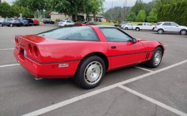 Chevrolet-corvette-z51-1986-red-3