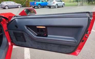 Chevrolet-corvette-z51-1986-red-7