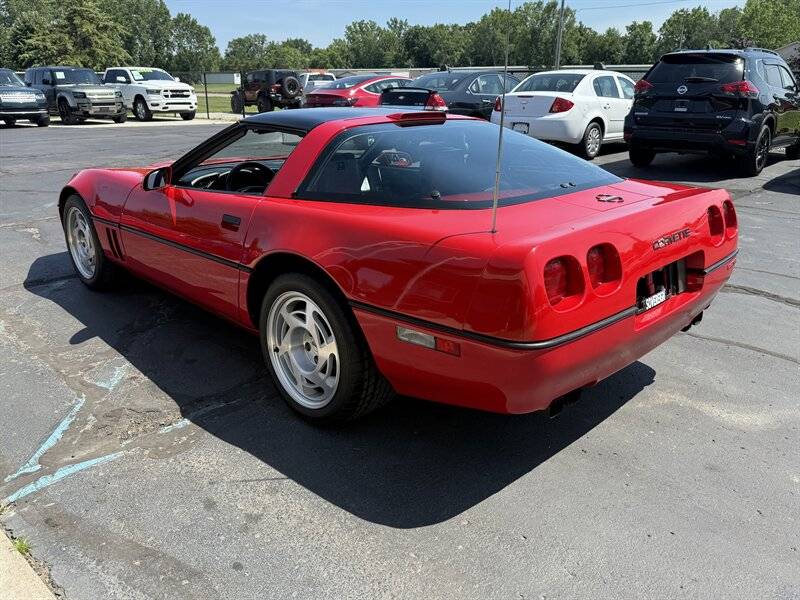 Chevrolet-corvette-zr1-1990-4