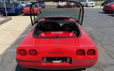 Chevrolet-corvette-zr1-1990-7