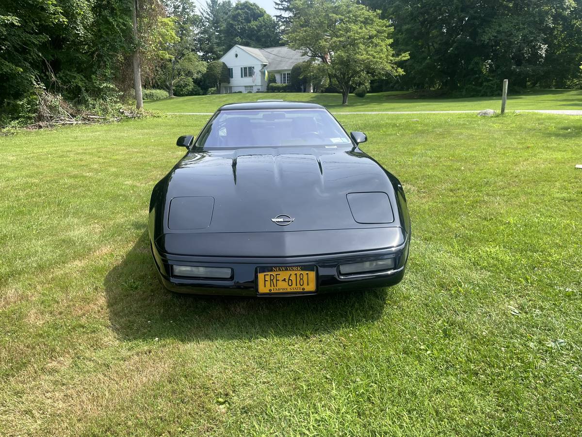 Chevrolet-corvette-zr1-1991-black-2