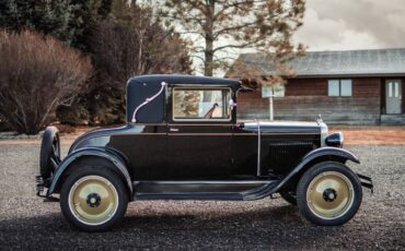 Chevrolet-coupe-1928-black-2