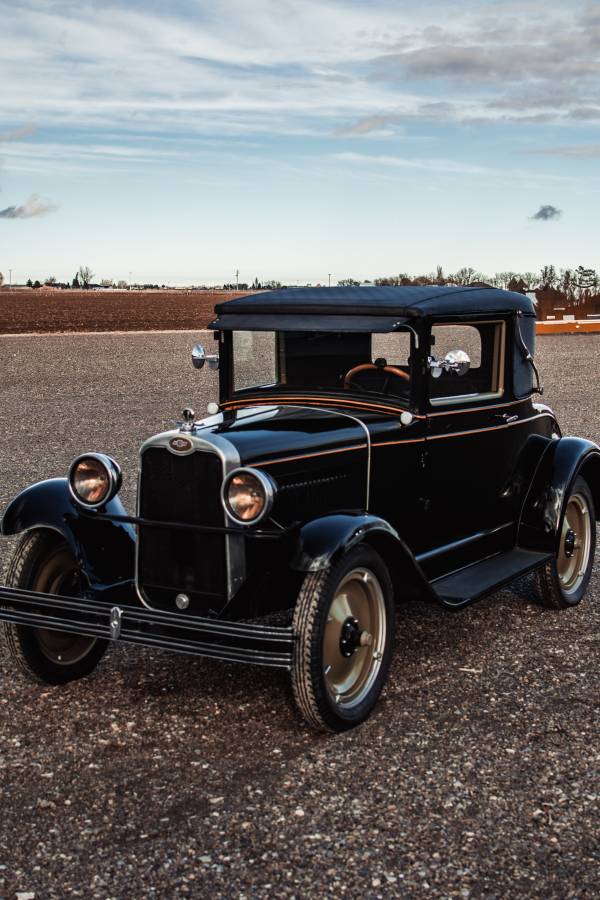 Chevrolet-coupe-1928-black-9