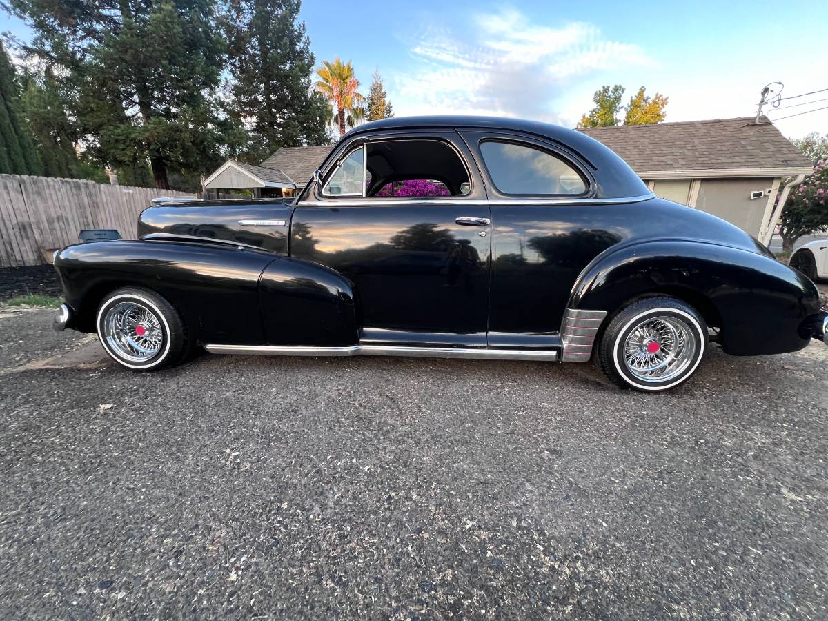 Chevrolet-coupe-1948-black-2