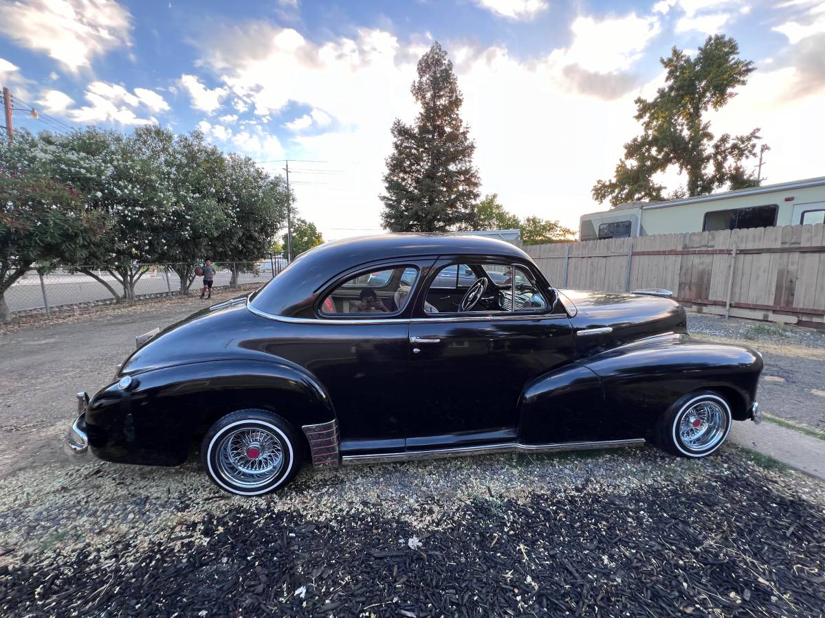 Chevrolet-coupe-1948-black-8