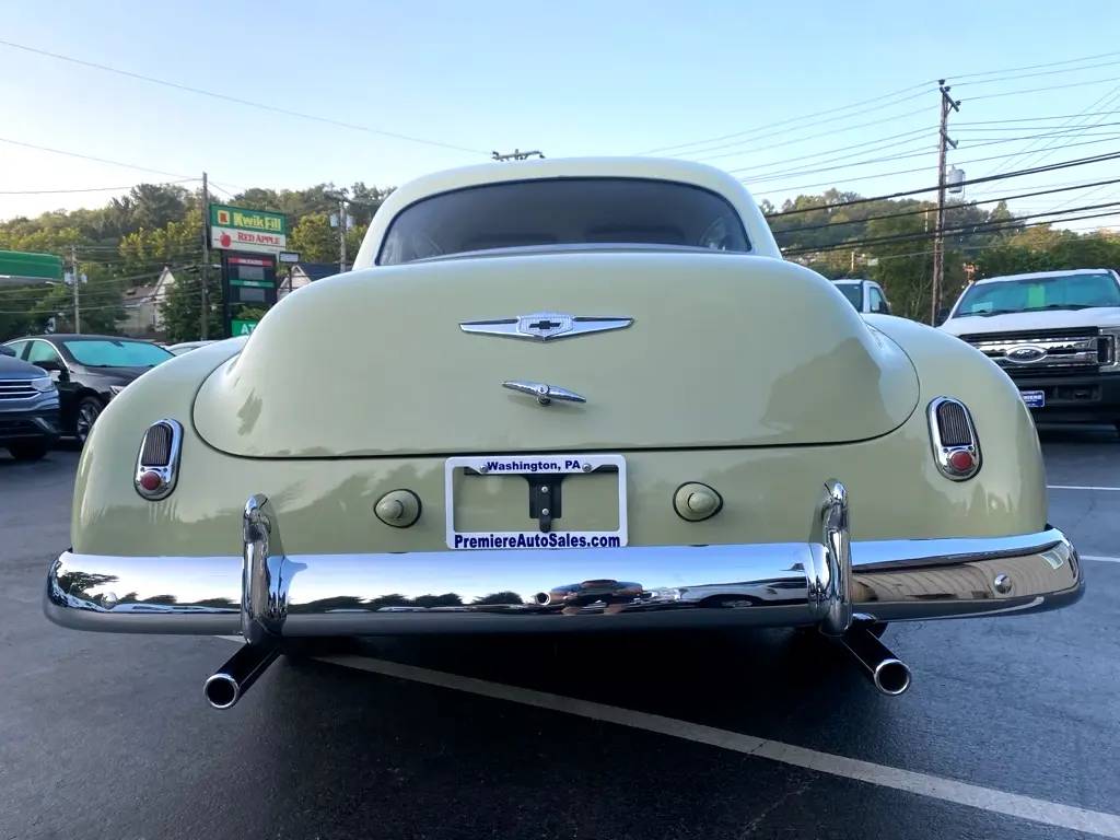 Chevrolet-coupe-1949-green-3