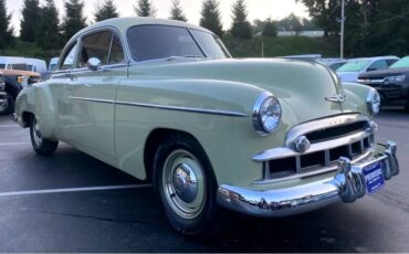Chevrolet-coupe-1949-green-5