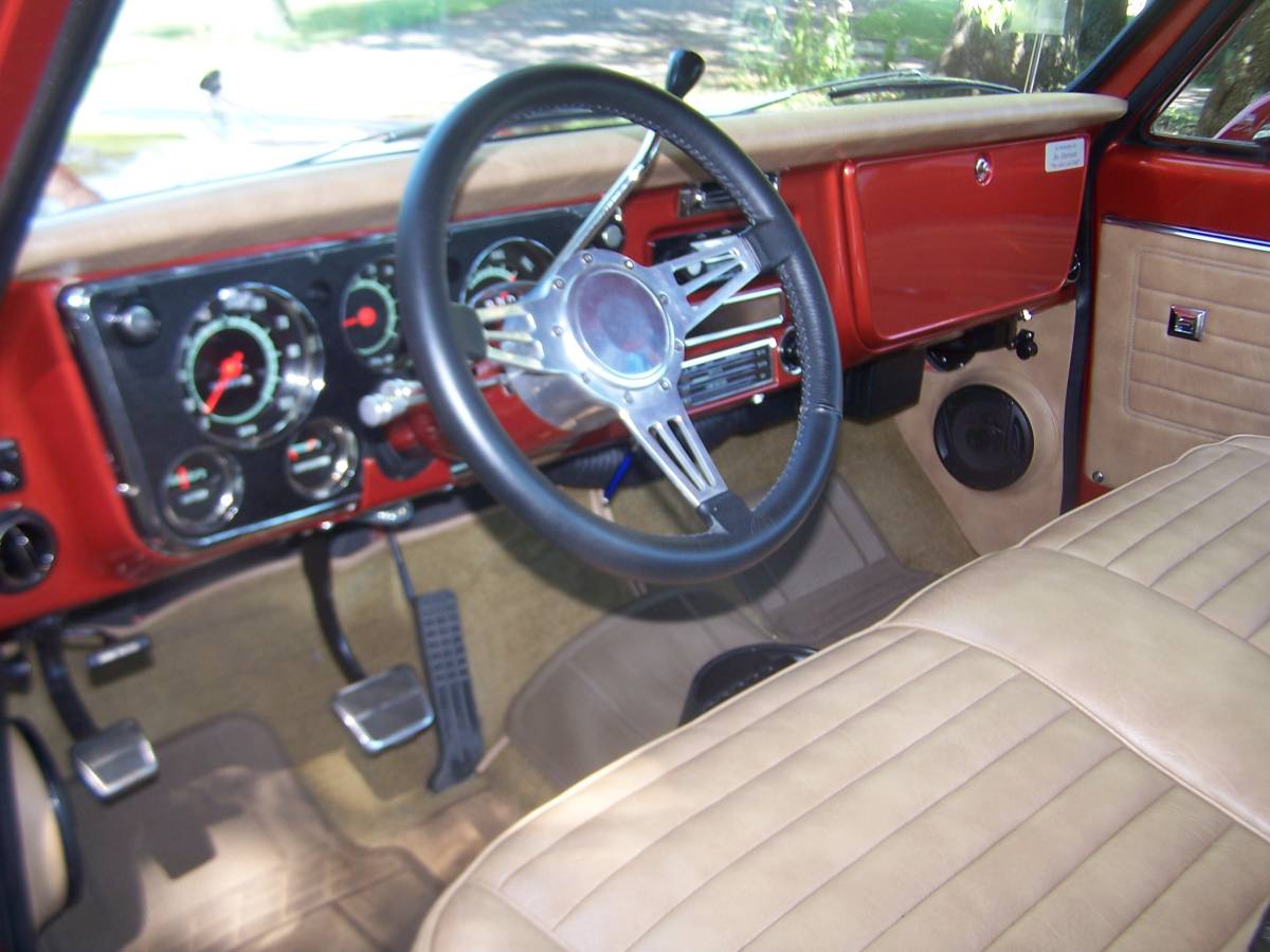 Chevrolet-cst-10-1970-orange-6