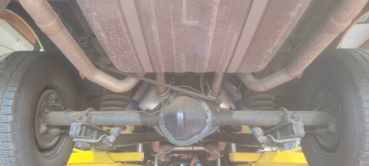 Chevrolet-cst-10-1970-yellow-14