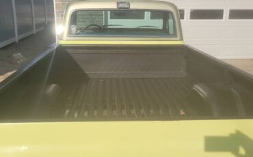 Chevrolet-cst-10-1970-yellow-18