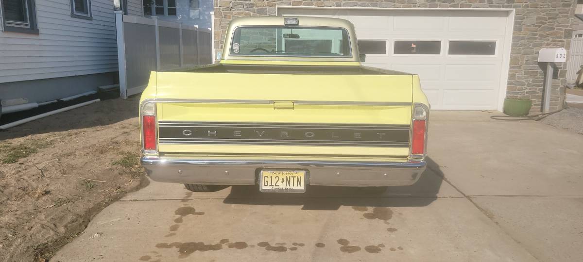 Chevrolet-cst-10-1970-yellow-21