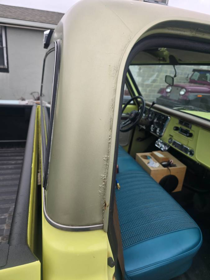 Chevrolet-cst-10-1970-yellow-3