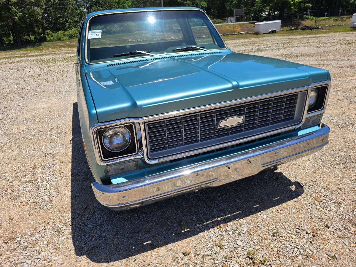 Chevrolet-custom-deluxe-10-1977-4