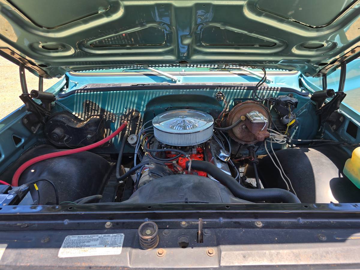 Chevrolet-custom-deluxe-10-1977-8