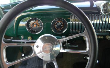 Chevrolet-deluxe-1952-12
