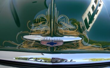 Chevrolet-deluxe-1952-2