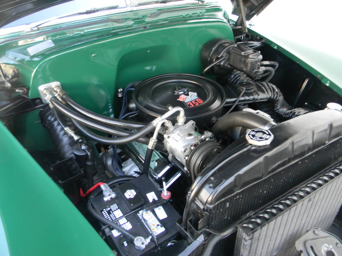 Chevrolet-deluxe-1952-28