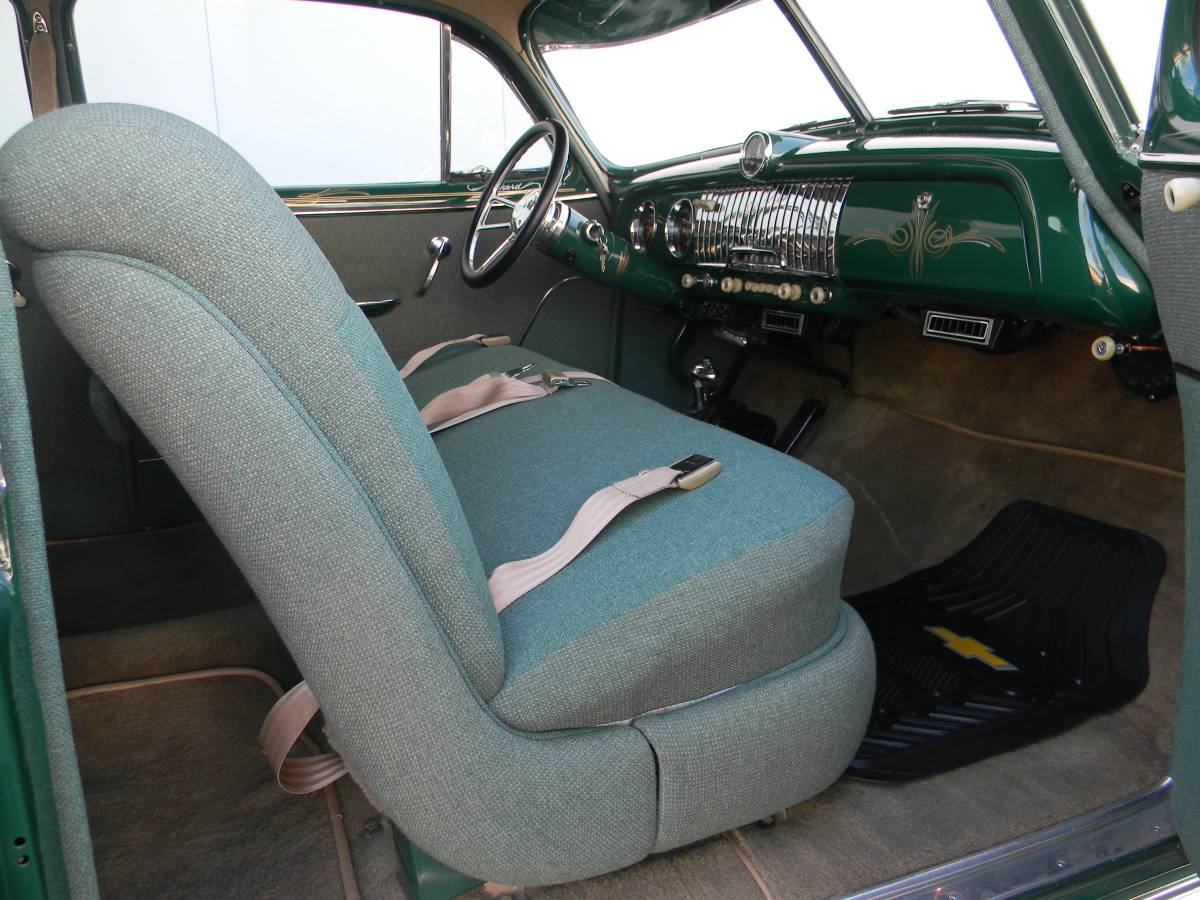 Chevrolet-deluxe-1952-8