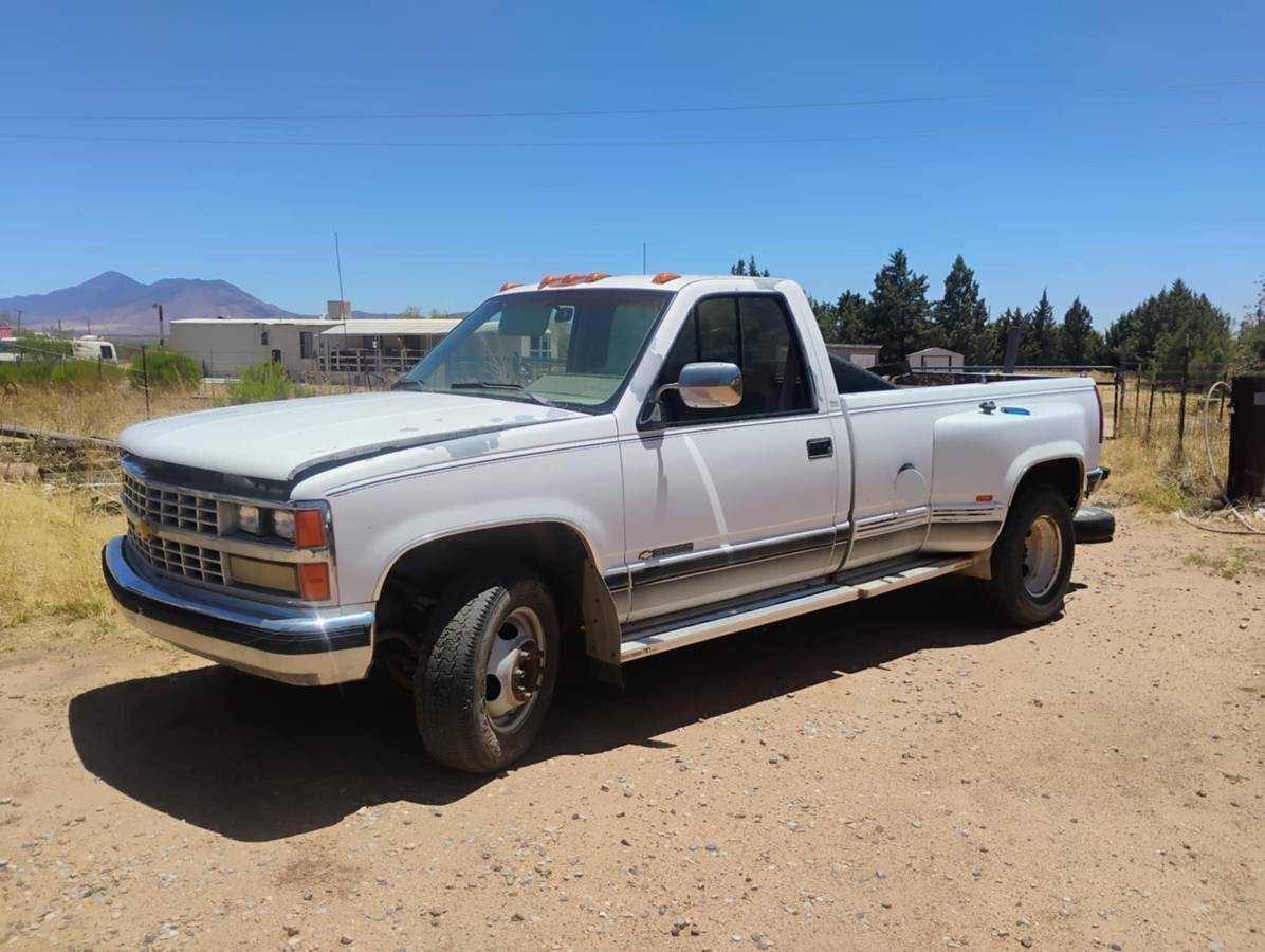 Chevrolet-dually-1988