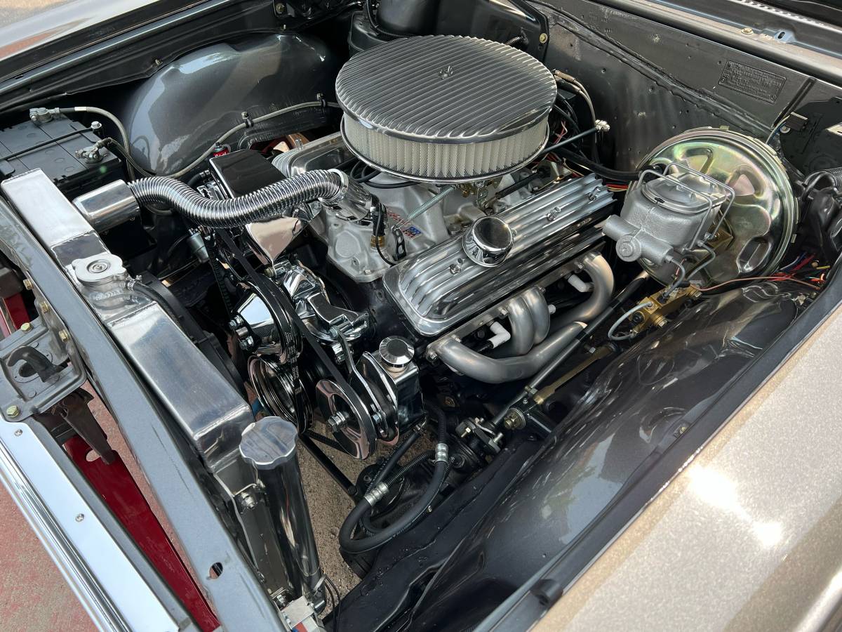 Chevrolet-el-camino-1964-custom-15