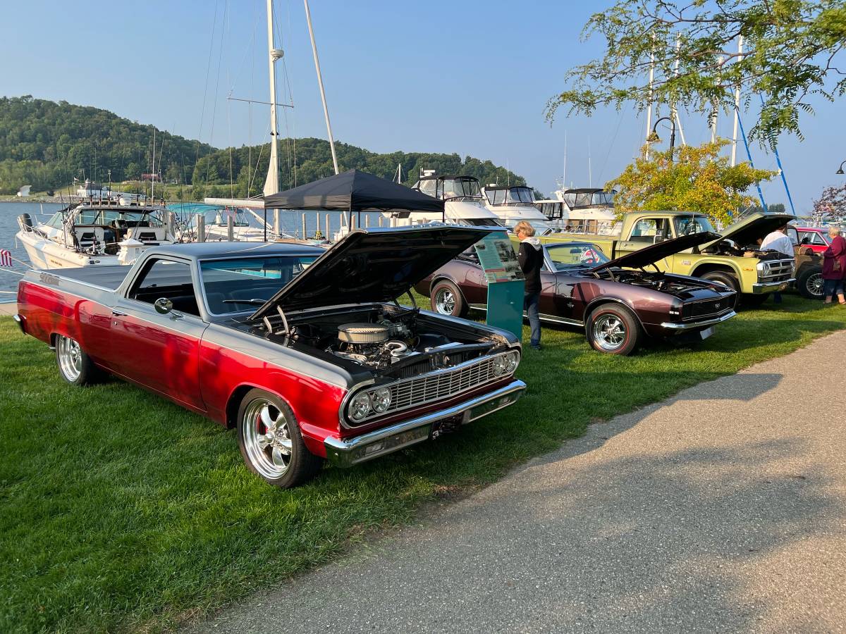 Chevrolet-el-camino-1964-custom-3