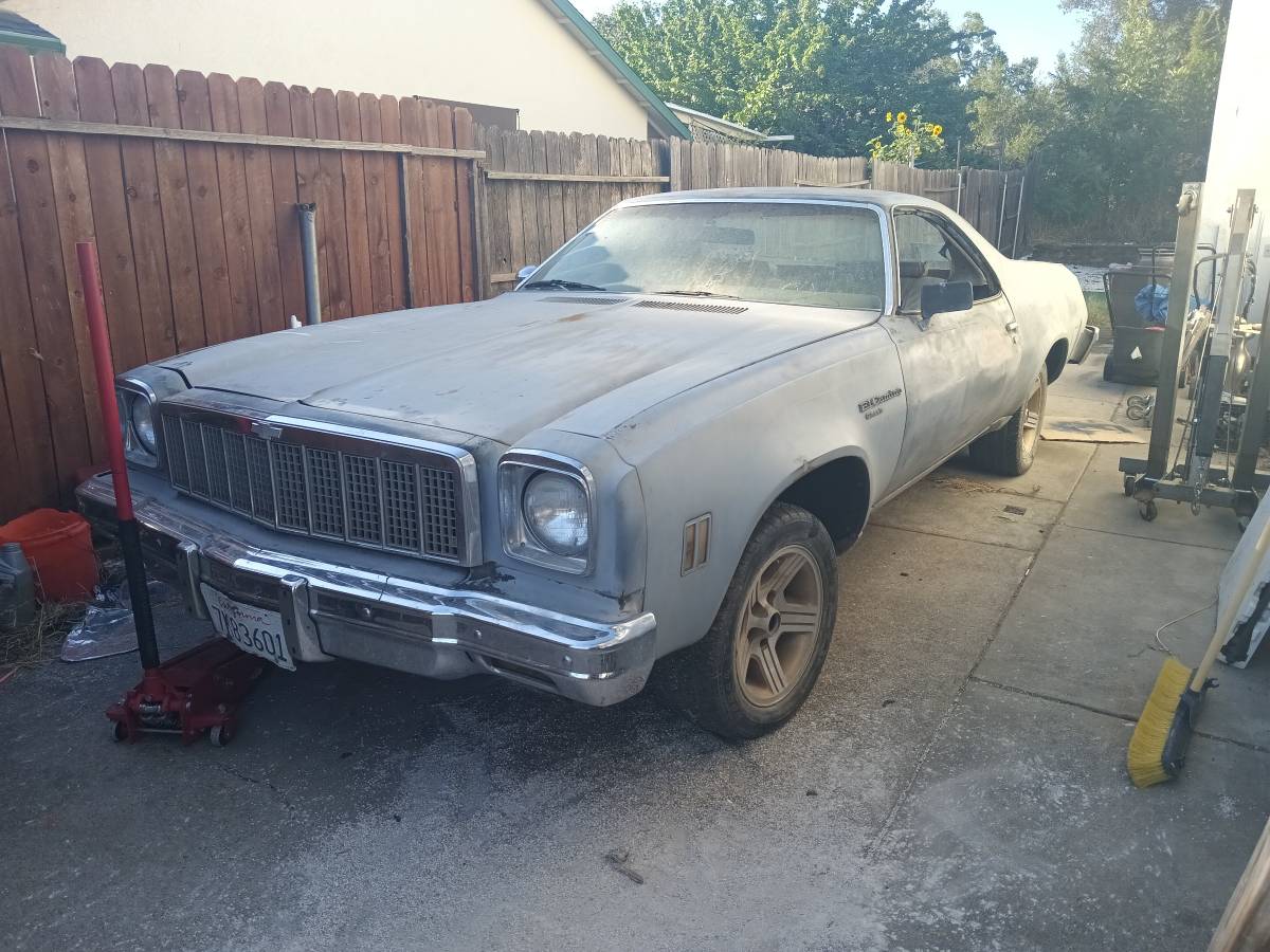 Chevrolet-el-camino-1975