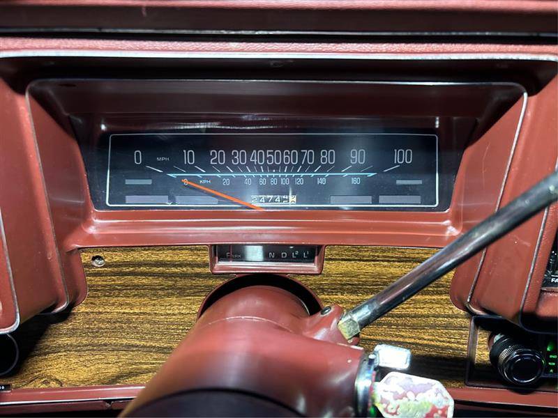 Chevrolet-el-camino-1976-custom-21