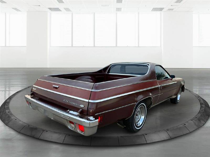 Chevrolet-el-camino-1976-custom-7