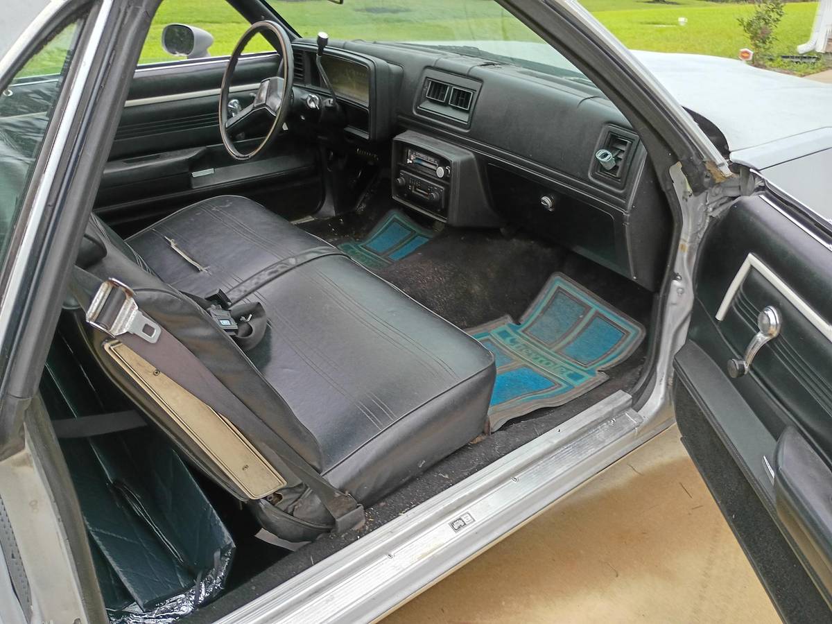 Chevrolet-el-camino-1979-grey-8