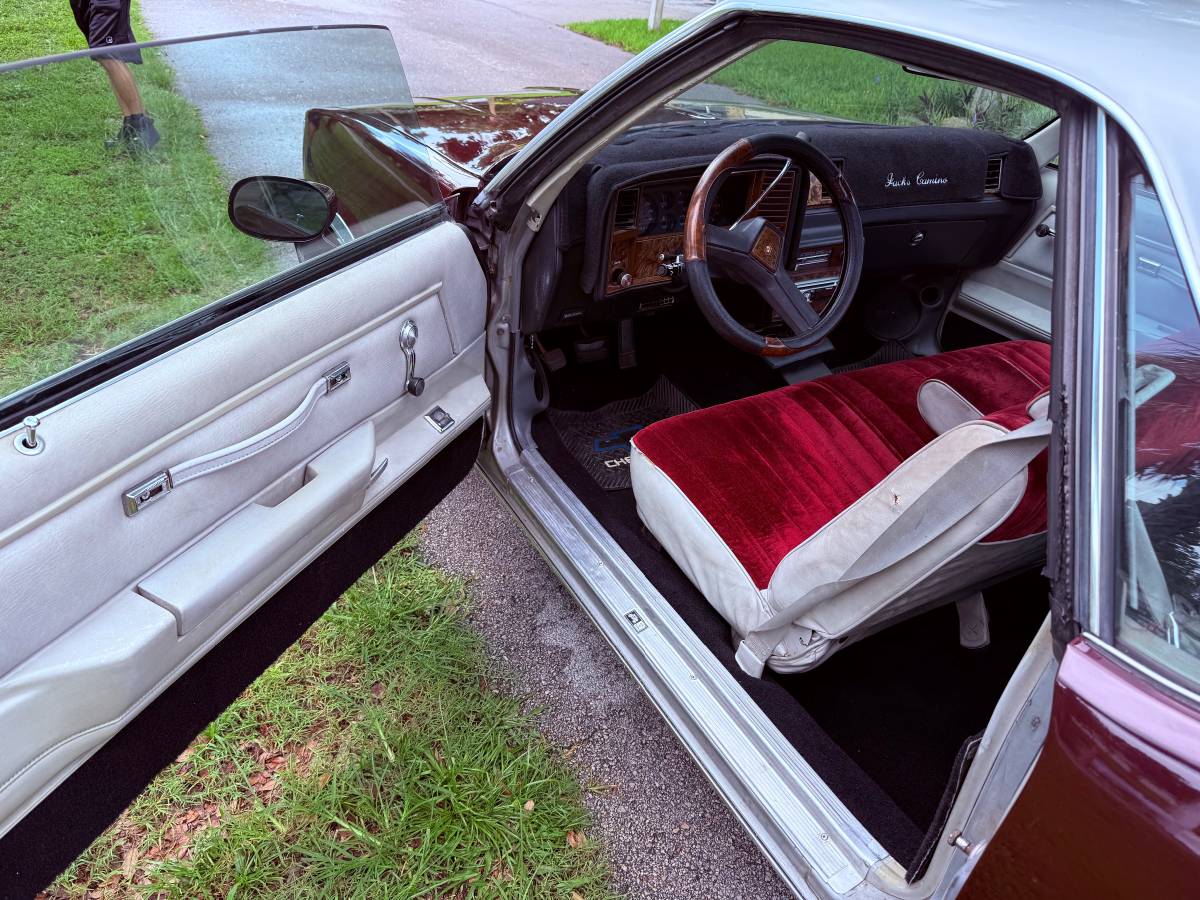Chevrolet-el-camino-1982-custom-14