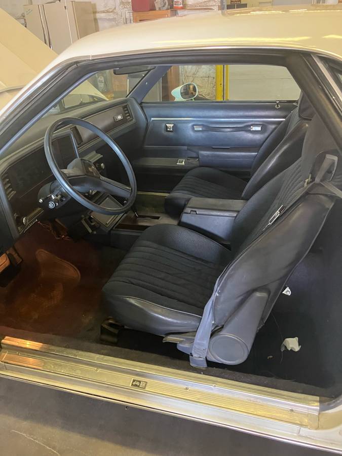 Chevrolet-el-camino-1984-3