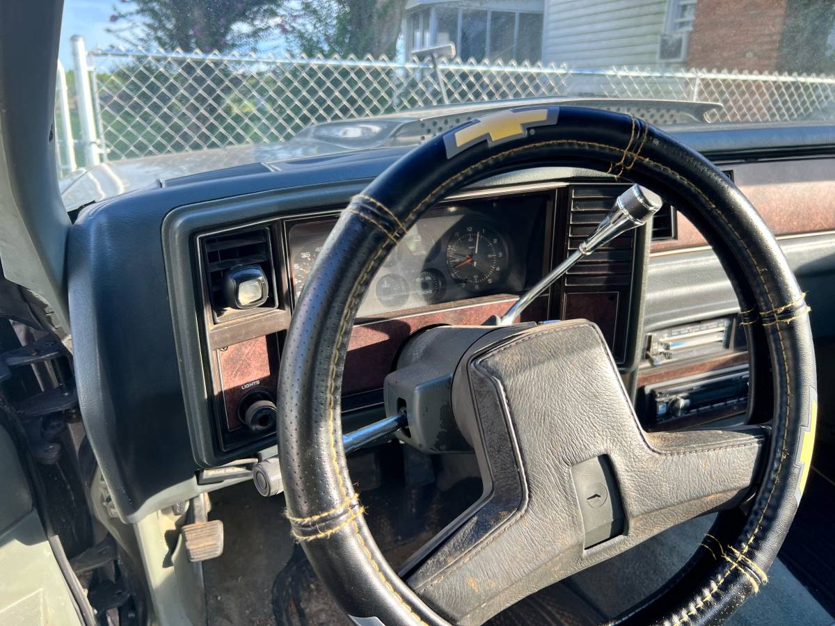 Chevrolet-el-camino-1984-green-5