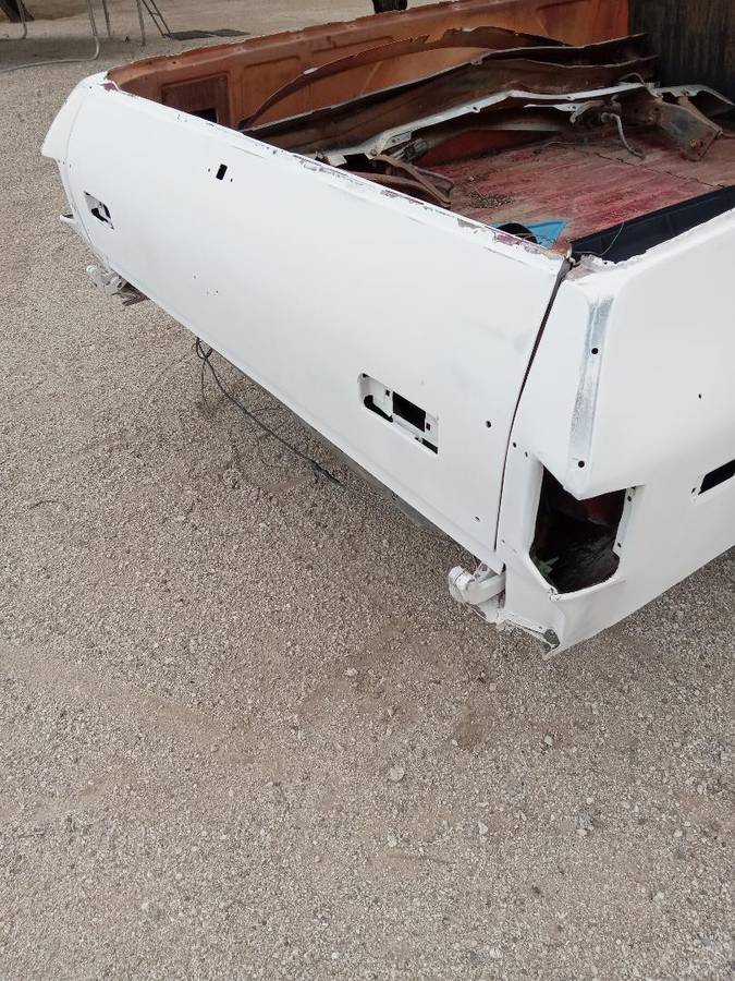 Chevrolet-el-camino-ss-1969-white-4