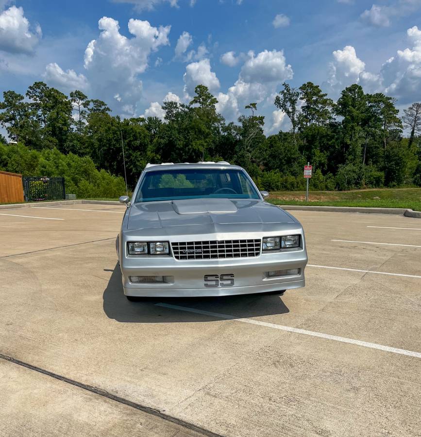 Chevrolet-el-camino-ss-1984-silver-12