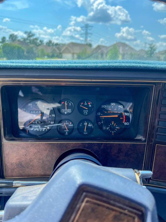 Chevrolet-el-camino-ss-1984-silver-5