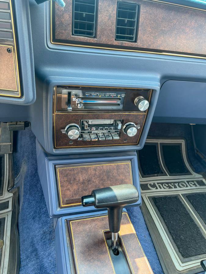 Chevrolet-el-camino-ss-1984-silver-6