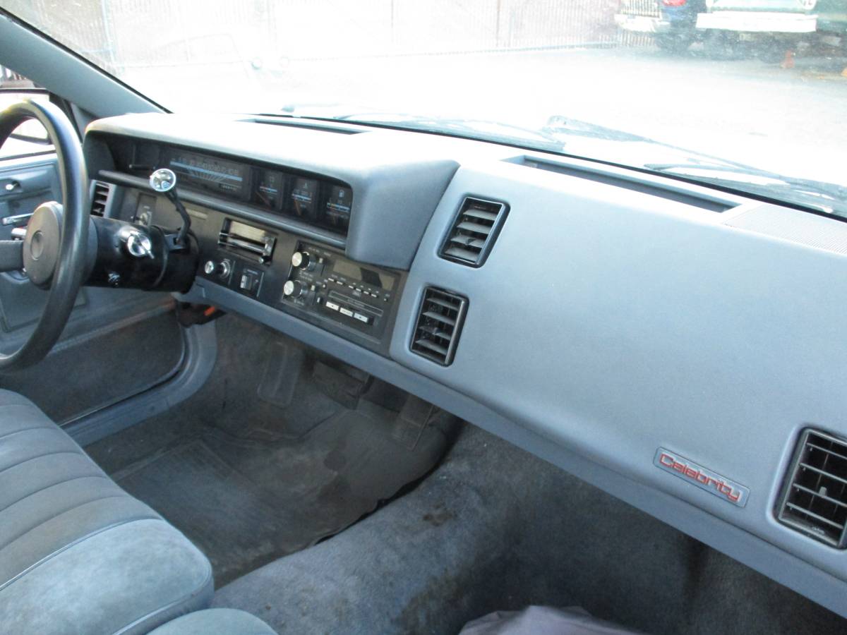 Chevrolet-euro-sport-1989-white-13