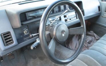 Chevrolet-euro-sport-1989-white-16