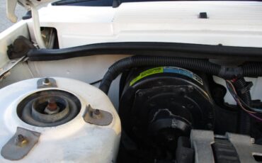 Chevrolet-euro-sport-1989-white-2